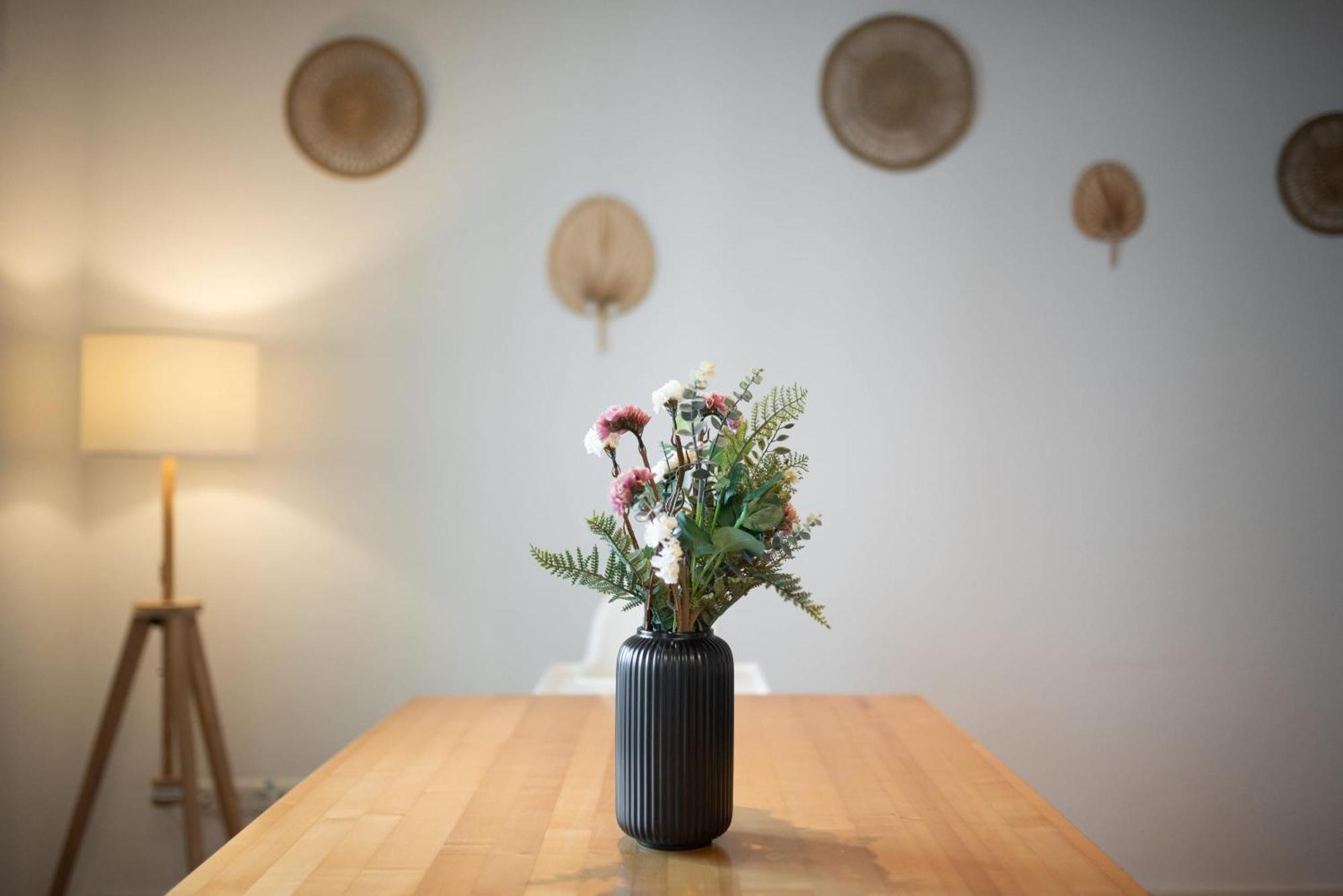 Central Apartment 4 Bedrooms For Up To 12 Guests ฮัมบูร์ก ภายนอก รูปภาพ