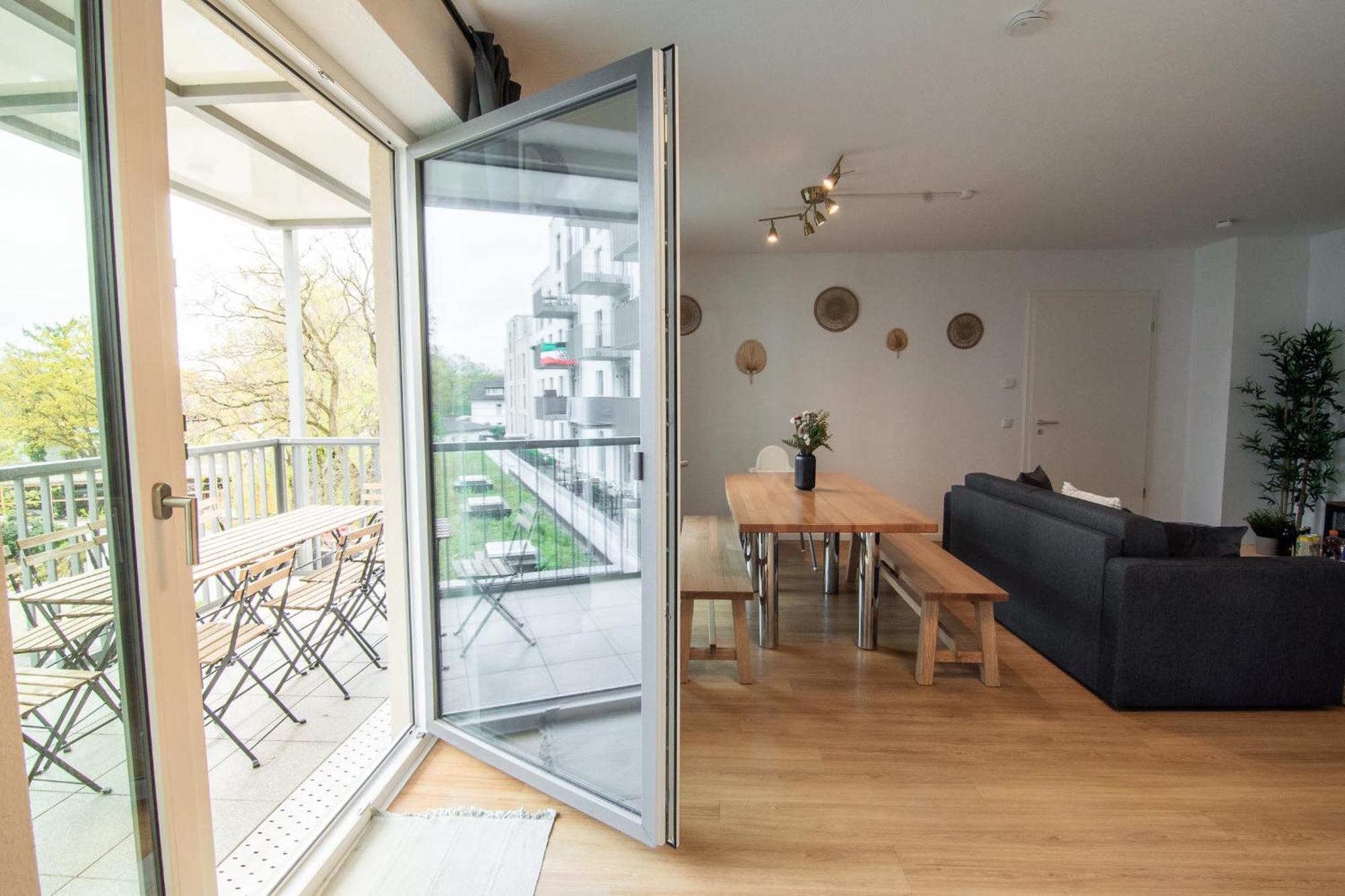 Central Apartment 4 Bedrooms For Up To 12 Guests ฮัมบูร์ก ภายนอก รูปภาพ
