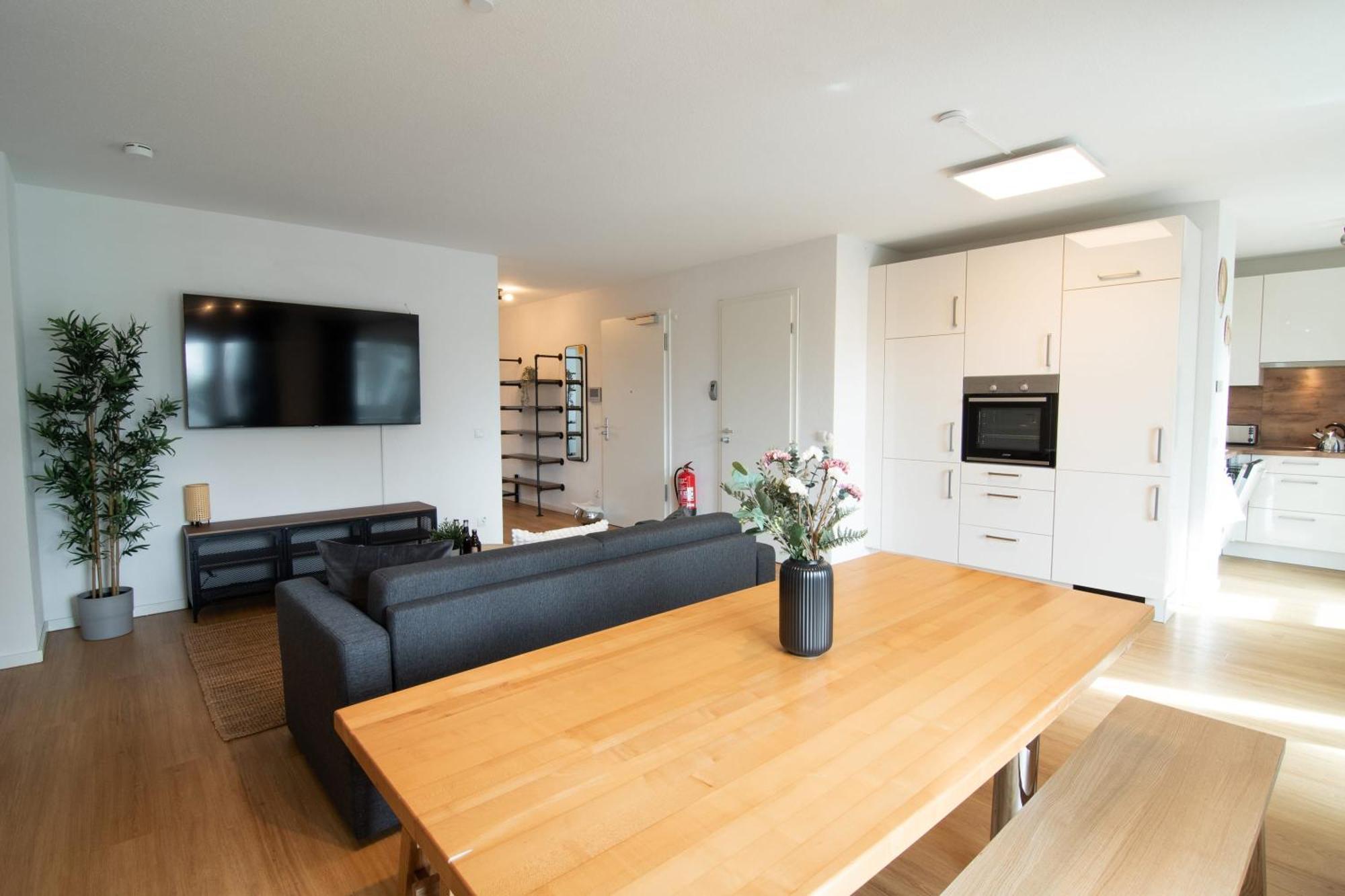 Central Apartment 4 Bedrooms For Up To 12 Guests ฮัมบูร์ก ภายนอก รูปภาพ
